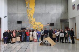Educadoras reciben material sobre tradiciones y oficios del campo torrepainino
