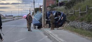 A 14 años de fatal accidente, sujeto protagoniza violento choque contra poste