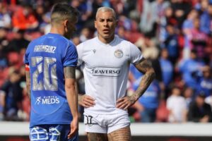 El futuro de Eduardo Vargas: ¿Universidad de Chile puede ser su nuevo destino?