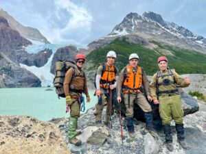 Carabineros fortalece entrenamiento del destacamento Lago Dickson con patrullajes y ejercicios especializados