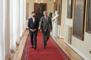 Kast acuerda con Boric coordinar equipos económicos y confirma 