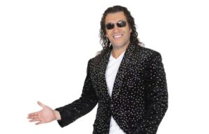 Leo Rey enciende la noche con “Sigue La Cumbia” en Dreams
