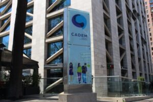 Cadem: Sólo al 42% le gustó el gabinete de Kast