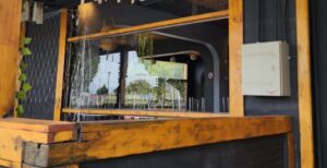 Millonario robo golpea al tradicional Bar Bulnes: Delincuentes sustraen caja fuerte