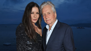 Michael Douglas y Catherine Zeta-Jones revolucionan Punta Arenas antes de zarpar a la Antártica