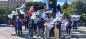 Funcionarios públicos de Magallanes se movilizan contra reajuste 