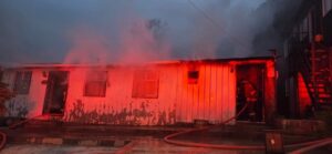 Incendio destruyó vivienda en sector Río de la Mano