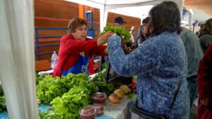 Quinta Feria Gourmet reunió a productores y vecinos