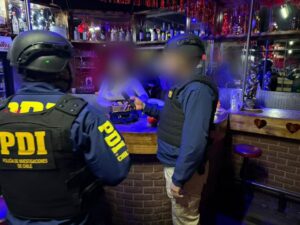 11 extranjeros denunciados y una detenida con amplio prontuario