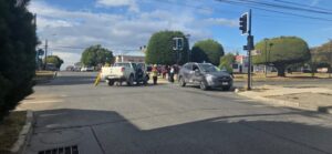 Una persona lesionada tras colisión en pleno centro de Punta Arenas