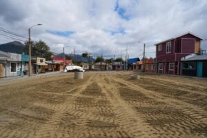 Puerto Williams avanza en la remodelación de su centro comercial para potenciar turismo