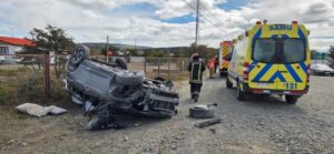 Conductor resultó lesionado tras colisión y volcamiento en Ruta 9 Norte