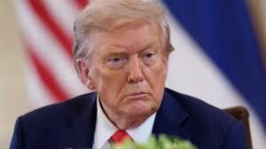 Trump anuncia demandas por vínculos con el caso Epstein y acusa conspiración