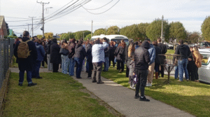 Comunidad de Punta Arenas despide a Dafne Heresman en emotivo funeral