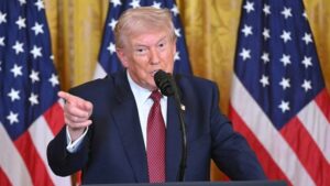 Trump dice que hay diálogo e Irán lo desmiente: “Hasta la victoria completa”