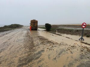 Alerta Vial en Tierra del Fuego: Acumulación de agua afecta desvío en la Ruta Y-71