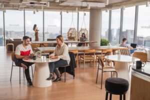 Llegó marzo: el retorno laboral abre espacio para redefinir prioridades y formas de trabajo