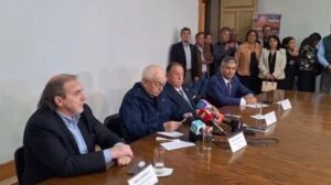 Gremios de camioneros advierten 