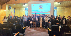 Director del Instituto Francés visitó el Liceo Politécnico de Natales para potenciar la enseñanza del francés