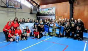 Escuela Bernardo O’Higgins campeonas del torneo internacional femenino de Newcom en Porvenir
