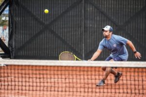 Deportistas regionales jugaron su opción para el 1er Patagónico de Tenis