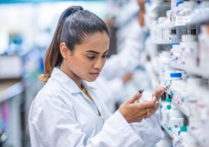 Salud informa calendario de farmacias de turno para abril en Magallanes