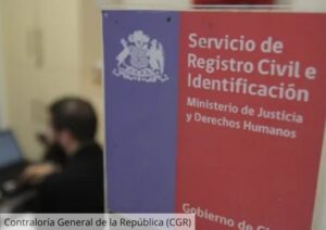 Contraloría detecta graves fallas en sistema del Registro Civil que retrasaron entrega de documentos