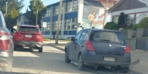 Colisión por alcance en Costanera deja tres vehículos involucrados