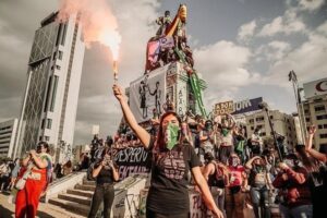 Presidente Kast confirma estudio de indultos para uniformados condenados por el estallido social