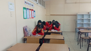 Alumnos de 8° básico vivieron su último día en este nivel