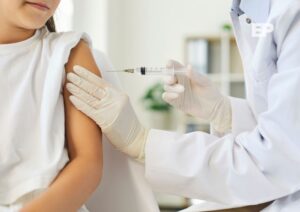 Hospital Clínico de Magallanes refuerza campaña de vacunación con horarios extendidos