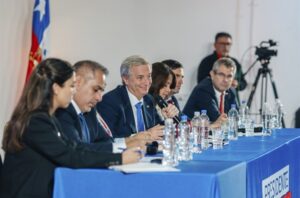 Kast confirma reducción de su sueldo: Donará parte de su primera dieta a una institución benéfica