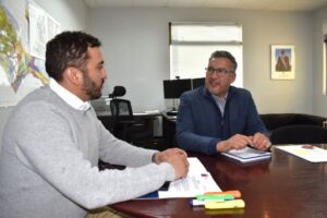Autoridades piden reforzar supervisión de viviendas sociales en Puerto Williams tras reclamos de vecinos
