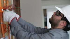 Abren inscripciones para certificación gratuita de instaladores eléctricos Clase D