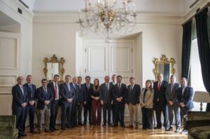 Presidente Kast se reúne con gremios pyme por Ley de Reconstrucción Nacional: Enfoque en inversión y empleo