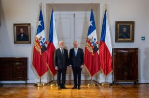 Chile y República Checa firman acuerdos clave en ciencia y espacio