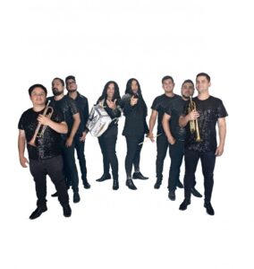 La Noche celebra 26 años de Cumbia con show en Dreams