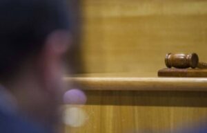 Piden 7 años de cárcel para civil que sobornaba a Carabineros a cambio de “inmunidad”