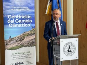 Puerto Williams reafirma su rol como capital de la ciencia subantártica en conferencia CHIC