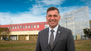 Judikis propone tres ejes para liderar la Universidad de Magallanes