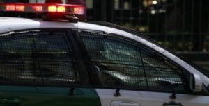 Familia sufre violento asalto a mano  armada al interior de su domicilio