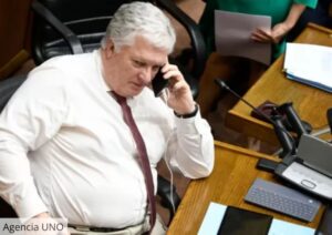 Senador Kusanovic exige perdón al Gobierno y condiciona su voto a beneficios para Magallanes