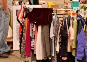 Feria de las Pulgas en el Instituto Don Bosco: Más de 30 puestos este sábado