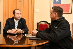 Autoridades acuerdan nueva estrategia para potenciar turismo y empleo en Punta Arenas