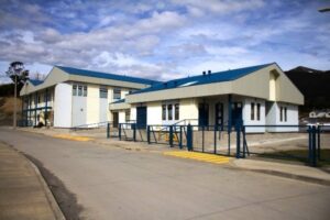 Ronda de especialistas llegará a la Provincia Antártica para reducir listas de espera