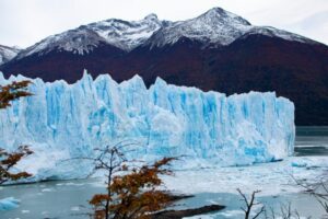 Ciencia detecta más de 1.200 desprendimientos en el Perito Moreno mediante sensores sísmicos