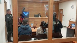 Justicia prohíbe acercamiento a sujeto que atacó por segunda vez la casa de su expareja en Punta Arenas