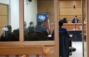 Dictan sentencia contra tres mujeres por violento robo de celular en Punta Arenas