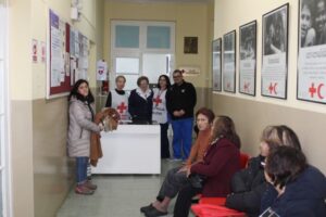 Cruz Roja de Punta Arenas realizó operativo médico gratuito para la comunidad