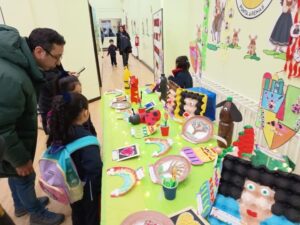 Colegio Miguel de Cervantes celebra 12ª exposición de arte en su 40º aniversario